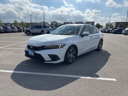 Used 2024 Honda Civic LX image 1