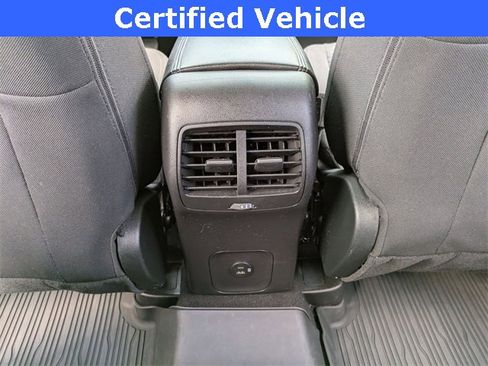Certified 2022 Ford Escape SE w/ SE Sport Appearance Package image 21