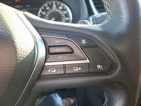 Used 2019 INFINITI QX50 Essential w/ Sensory Package image 22