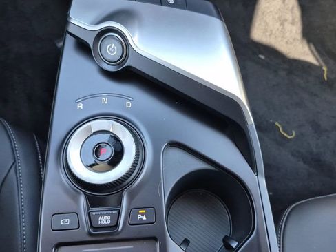 New 2025 Kia EV6 Light w/ Light LR Technology Package image 9