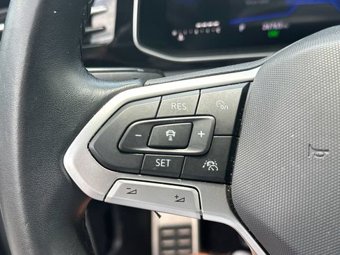 Used 2025 Volkswagen Jetta Sport FWD image 24