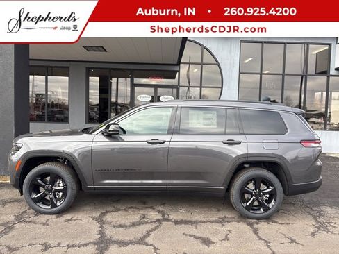 New 2026 Jeep Grand Cherokee L Limited image 1