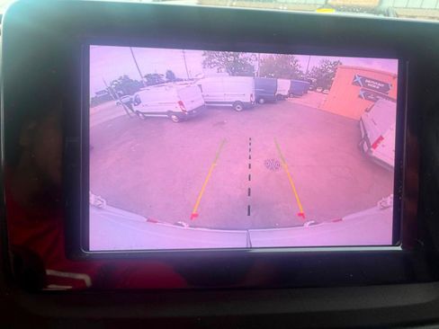 Used 2025 RAM ProMaster 2500 w/ Convenience Group FWD image 17