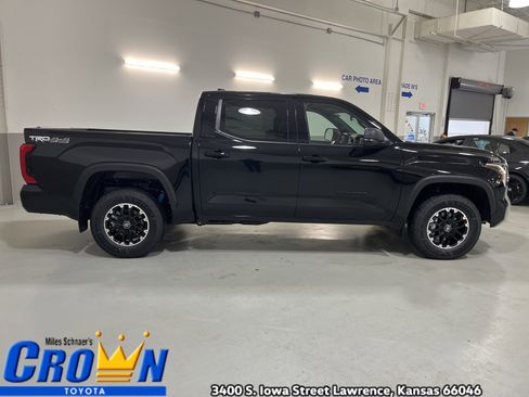 New 2026 Toyota Tundra SR5 image 10