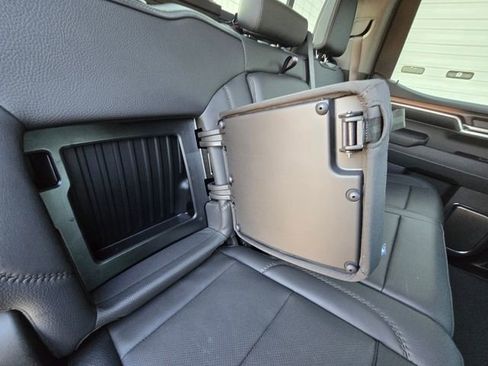 Used 2024 GMC Sierra 1500 Denali image 17