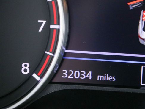 Used 2025 Nissan Sentra SV FWD image 16