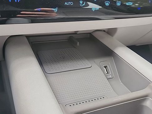 Used 2024 Hyundai Ioniq 6 SEL RWD image 16