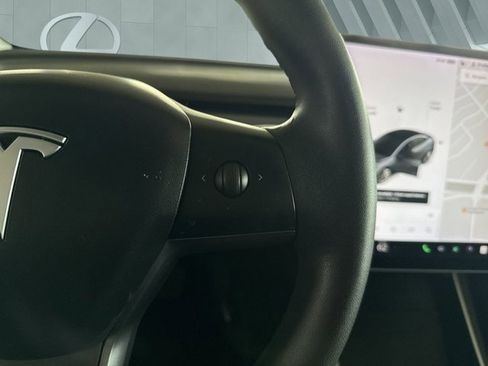 Used 2020 Tesla Model 3 Standard Range Plus image 23