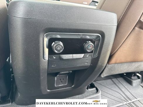 Used 2026 Chevrolet Suburban High Country w/ Sun And Tow Package AWD/4WD image 37