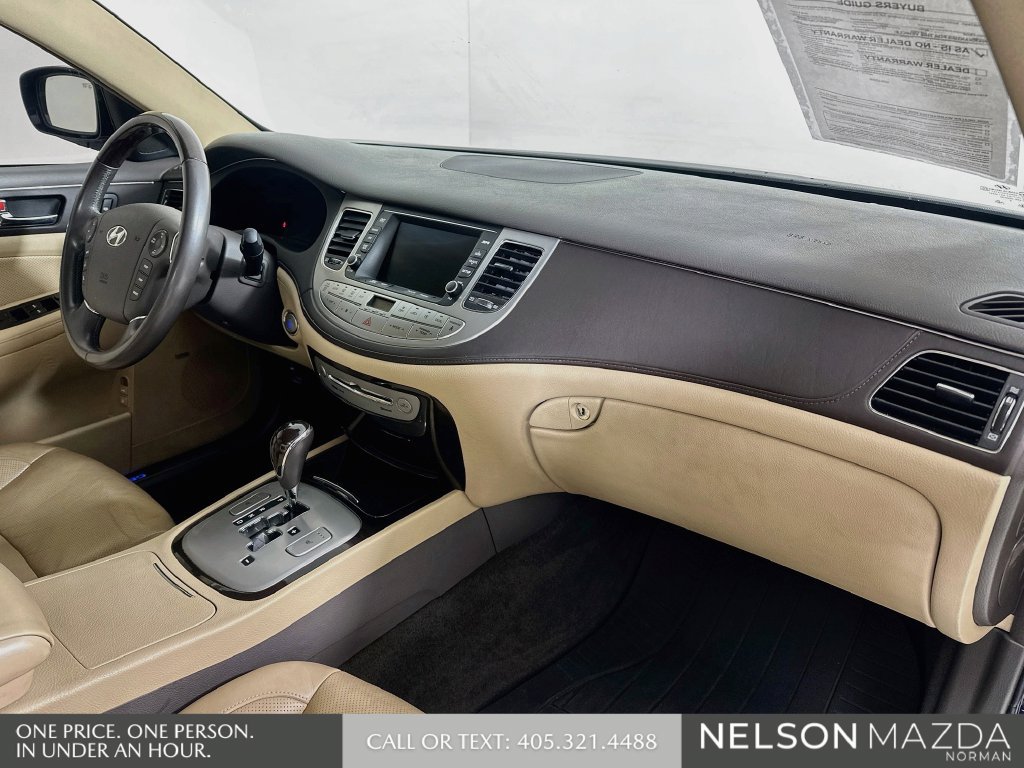 Used 2010 Hyundai Genesis 4.6 RWD image 32