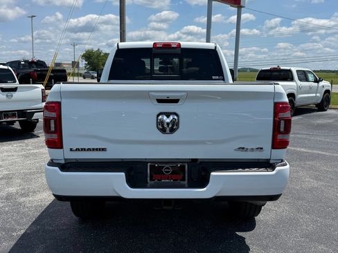 Used 2024 RAM 2500 Laramie AWD/4WD image 34