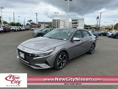 Used 2023 Hyundai Elantra Limited w/ Winter Weather Package