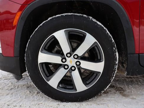 Used 2023 Chevrolet Traverse LT w/ LT Premium Package image 33