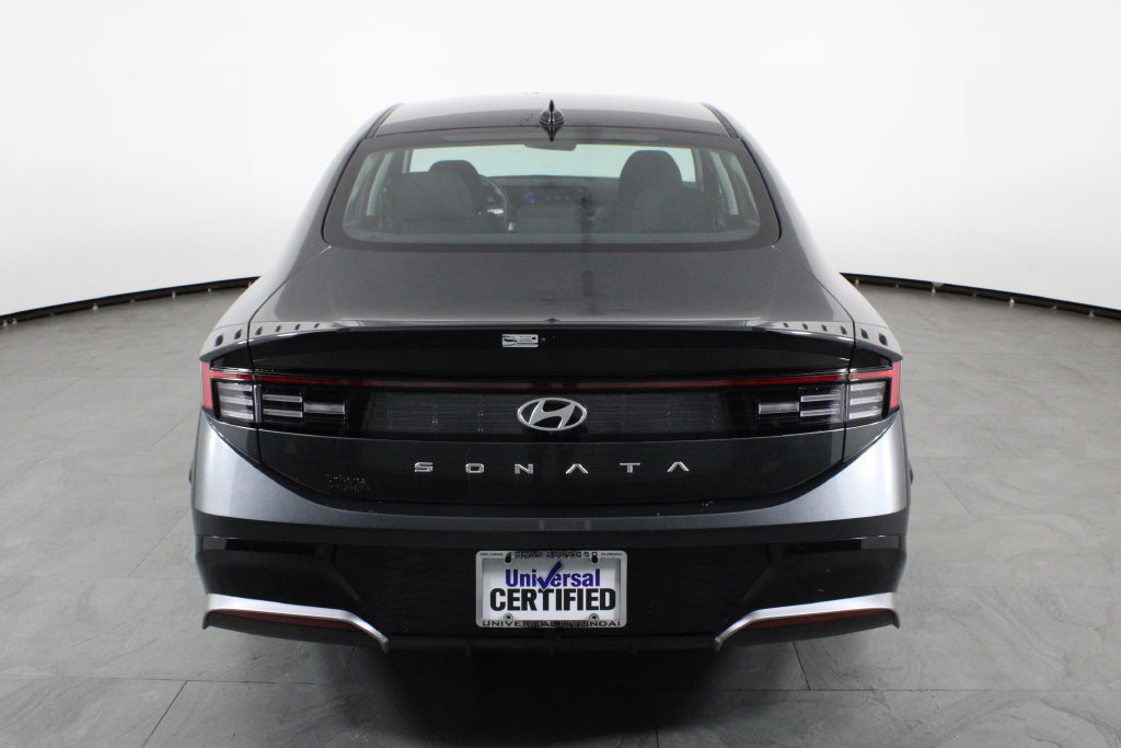 Certified 2026 Hyundai Sonata SEL FWD image 11