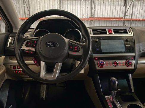 Used 2015 Subaru Outback 2.5i Limited w/ Popular Package #4 image 11