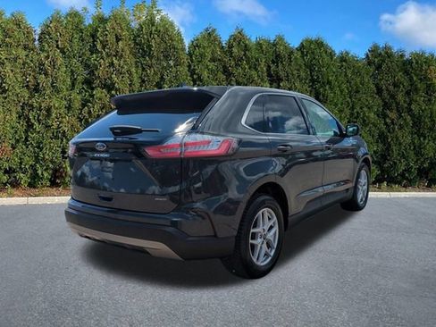 Used 2021 Ford Edge SEL w/ Convenience Package AWD/4WD image 4