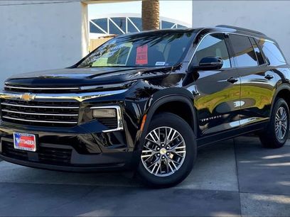 Used 2024 Chevrolet Traverse LT
