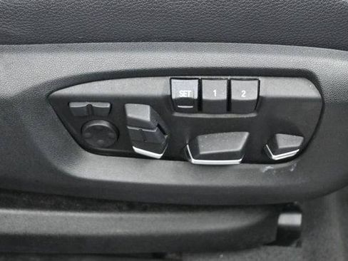 Used 2017 BMW X6 xDrive50i AWD/4WD image 40