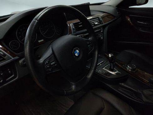 Used 2017 BMW 320i xDrive Sedan image 21