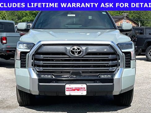 Used 2026 Toyota Tundra Limited AWD/4WD image 2