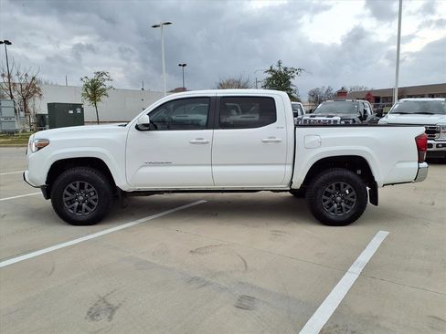 Used 2023 Toyota Tacoma SR5 image 8