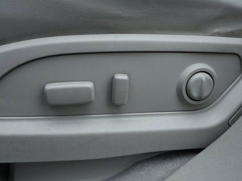 Used 2012 Buick Enclave Leather image 25