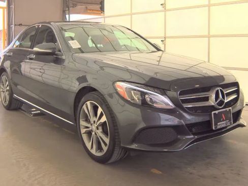 Used 2015 Mercedes-Benz C 300 4MATIC Sedan w/ Multimedia Package image 4