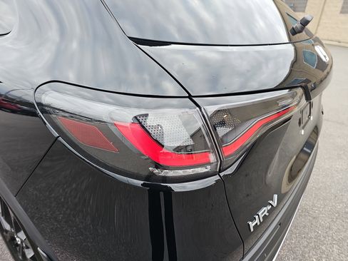 Used 2024 Honda HR-V Sport image 33
