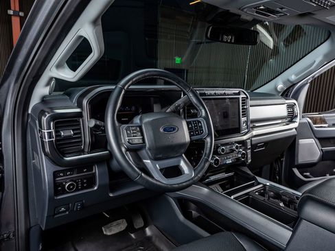 Used 2024 Ford F250 Lariat w/ Lariat Ultimate Package image 16