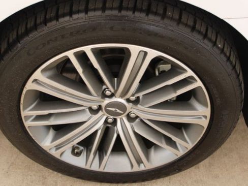 Used 2018 Genesis G80 3.8 w/ Option Group 02 image 28