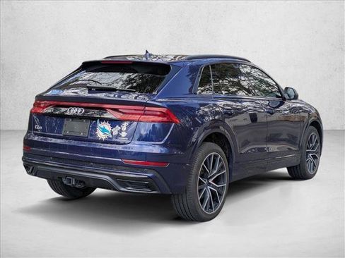 Used 2021 Audi Q8 Premium Plus w/ Premium Plus Package image 2