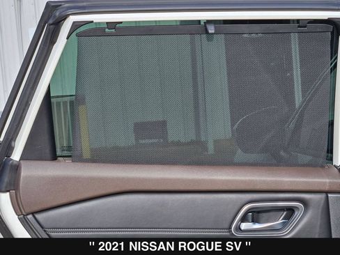Used 2021 Nissan Rogue SV w/ Premium Package FWD image 19