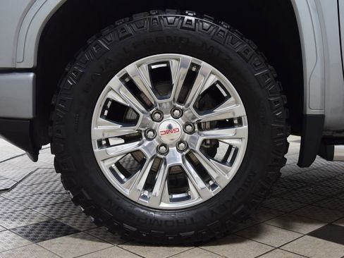 Used 2023 GMC Sierra 1500 Denali w/ Technology Package AWD/4WD image 29