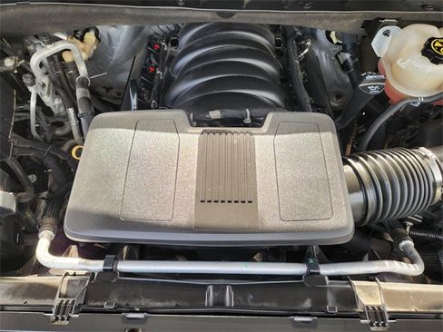 Used 2021 Chevrolet Tahoe LT image 32