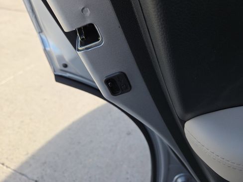 New 2026 Honda HR-V LX image 29