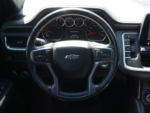 Used 2021 Chevrolet Suburban RST w/ Luxury Package AWD/4WD image 16
