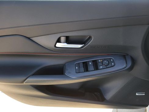 New 2026 Nissan Sentra SR w/ SR Premium Package FWD image 18