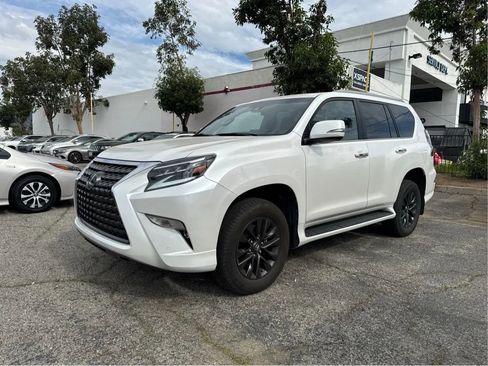 Used 2023 Lexus GX 460 Premium image 3