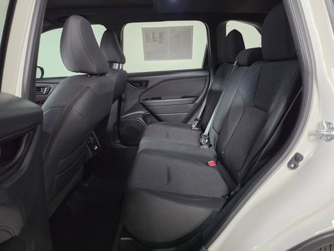 Certified 2025 Subaru Forester Premium AWD/4WD image 17