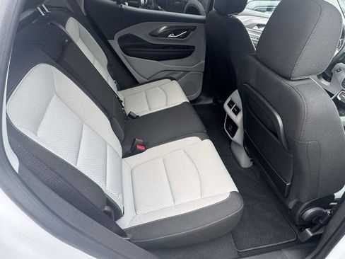Used 2023 GMC Terrain SLE w/ Driver Convenience Package image 21