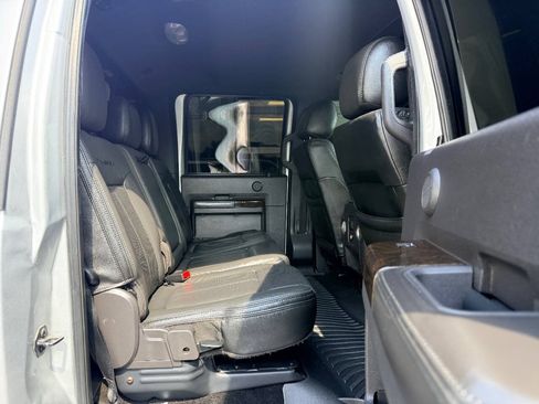 Used 2016 Ford F250 Platinum w/ FX4 Off-Road Package AWD/4WD image 36