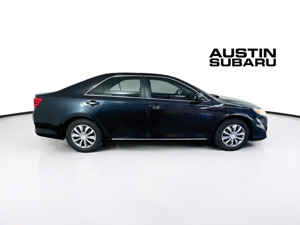 Used 2013 Toyota Camry LE FWD image 8