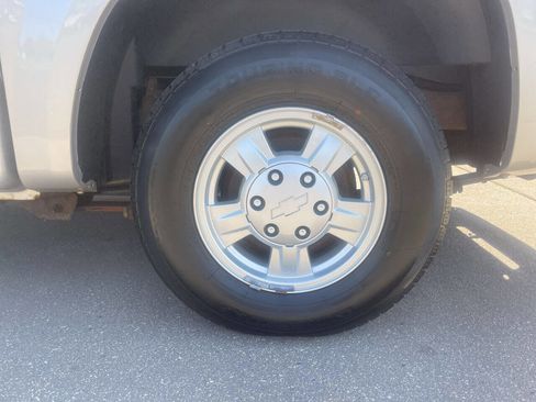 Used 2008 Chevrolet Colorado LT image 12