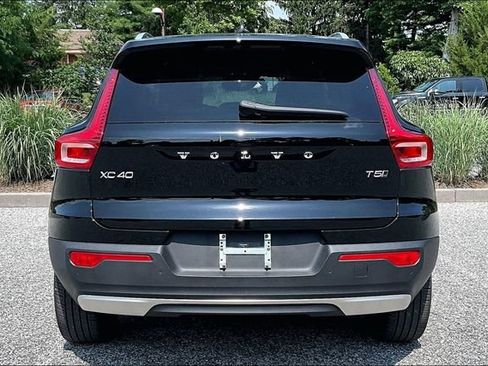 Used 2022 Volvo XC40 T5 Inscription w/ Advanced Package AWD/4WD image 16