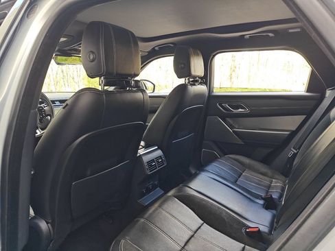 Used 2018 Land Rover Range Rover Velar R-Dynamic SE AWD/4WD image 18