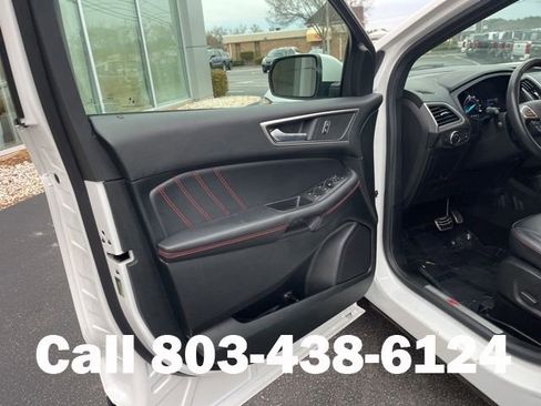 Used 2022 Ford Edge ST-Line AWD/4WD image 5
