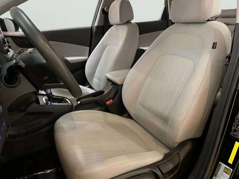 Used 2022 Hyundai Kona SEL FWD image 71