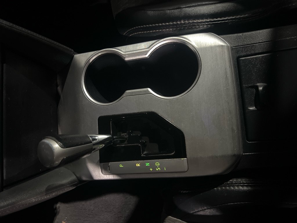 Used 2012 Toyota Camry SE FWD image 31