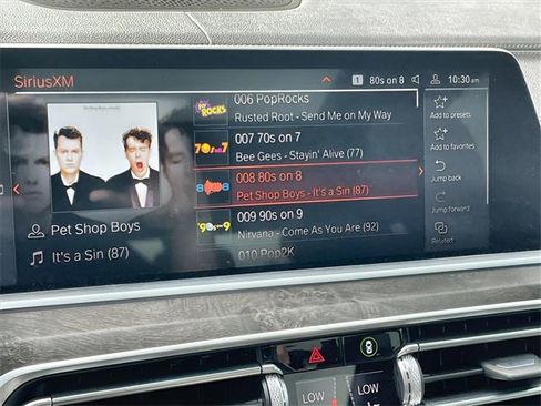 Used 2022 BMW X5 xDrive40i w/ Premium Package image 11