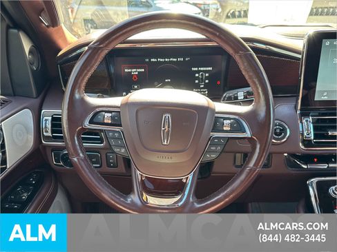 Used 2021 Lincoln Navigator Black Label w/ Cargo Convenience Package image 32